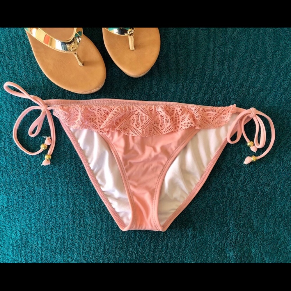 Gianni Bini Crochet Bikini Bottom Size L Pink Side Tie NWT Swim Cheeky